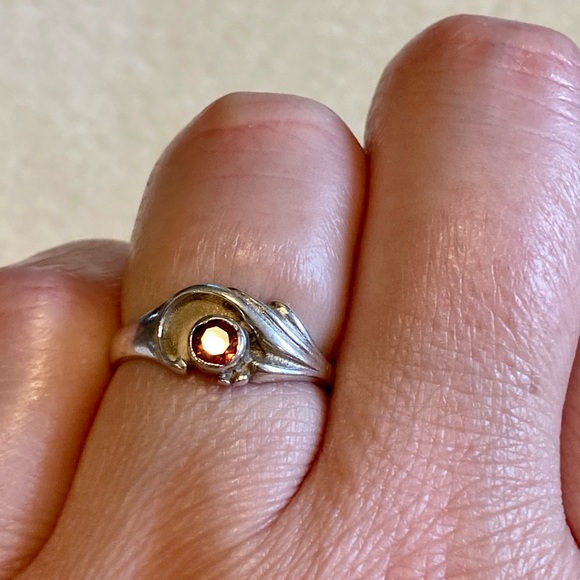 Sterling Garnet Ring - Picture 4 of 11
